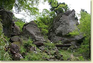 ツリガネ岩とカメ岩