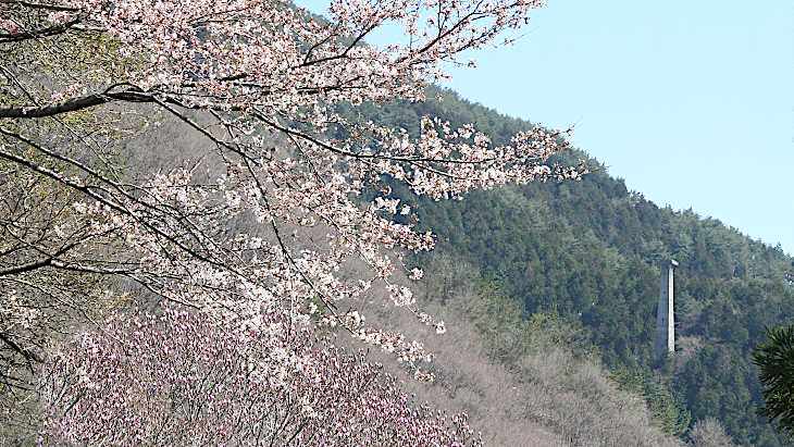 有越鉄索塔