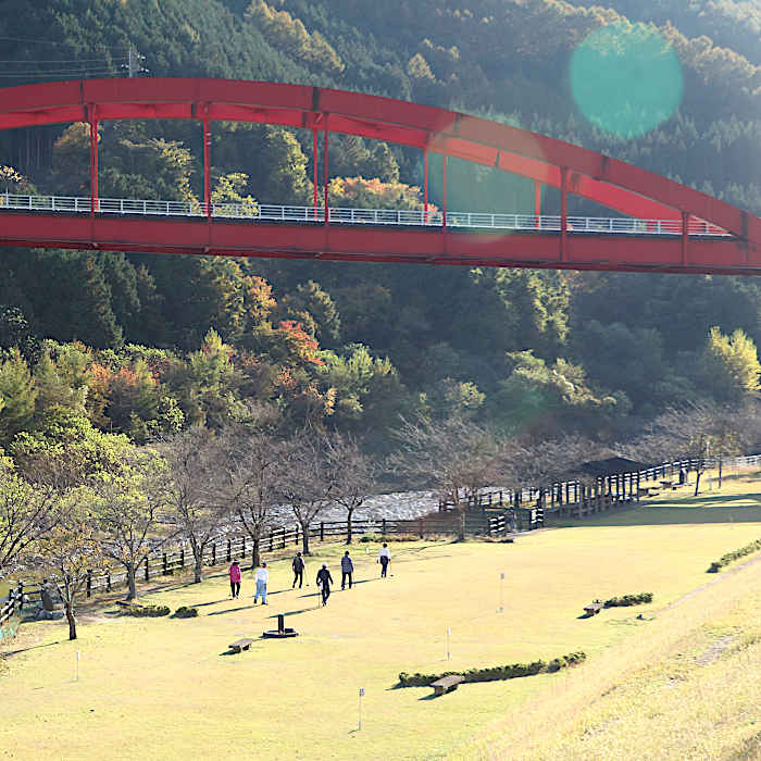 12.通洞大橋の下