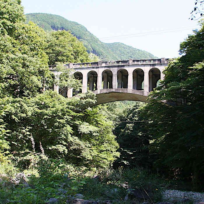 11.神子内橋